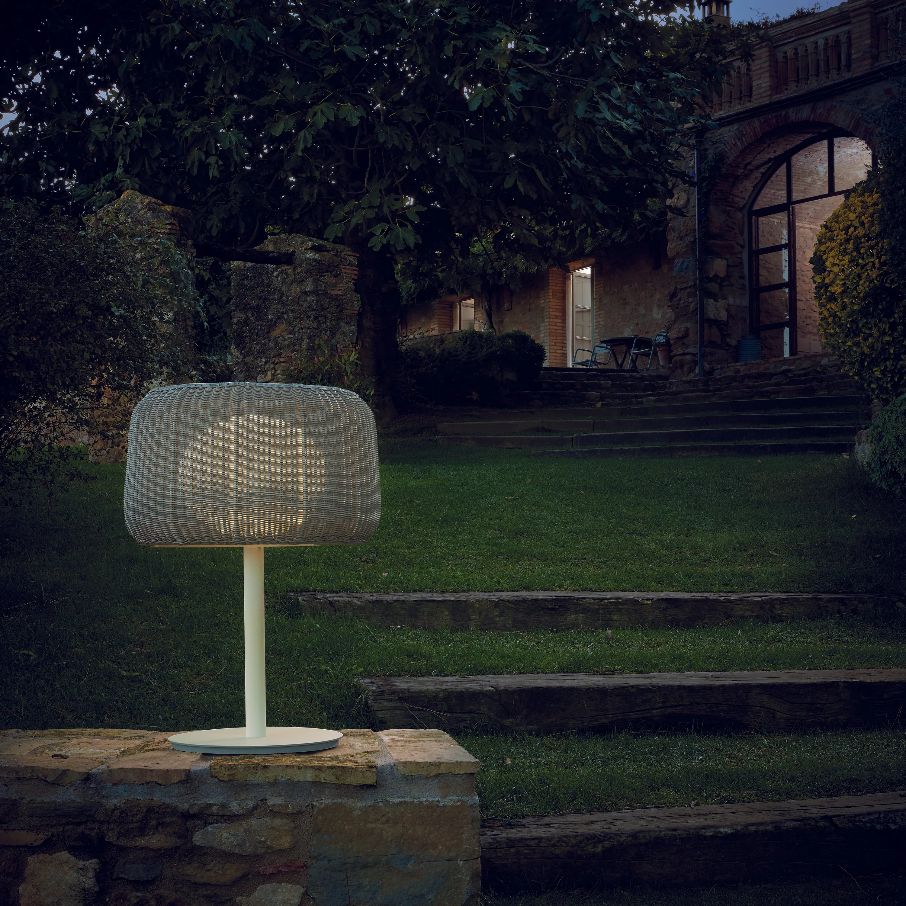 Fora Outdoor Table Lamp