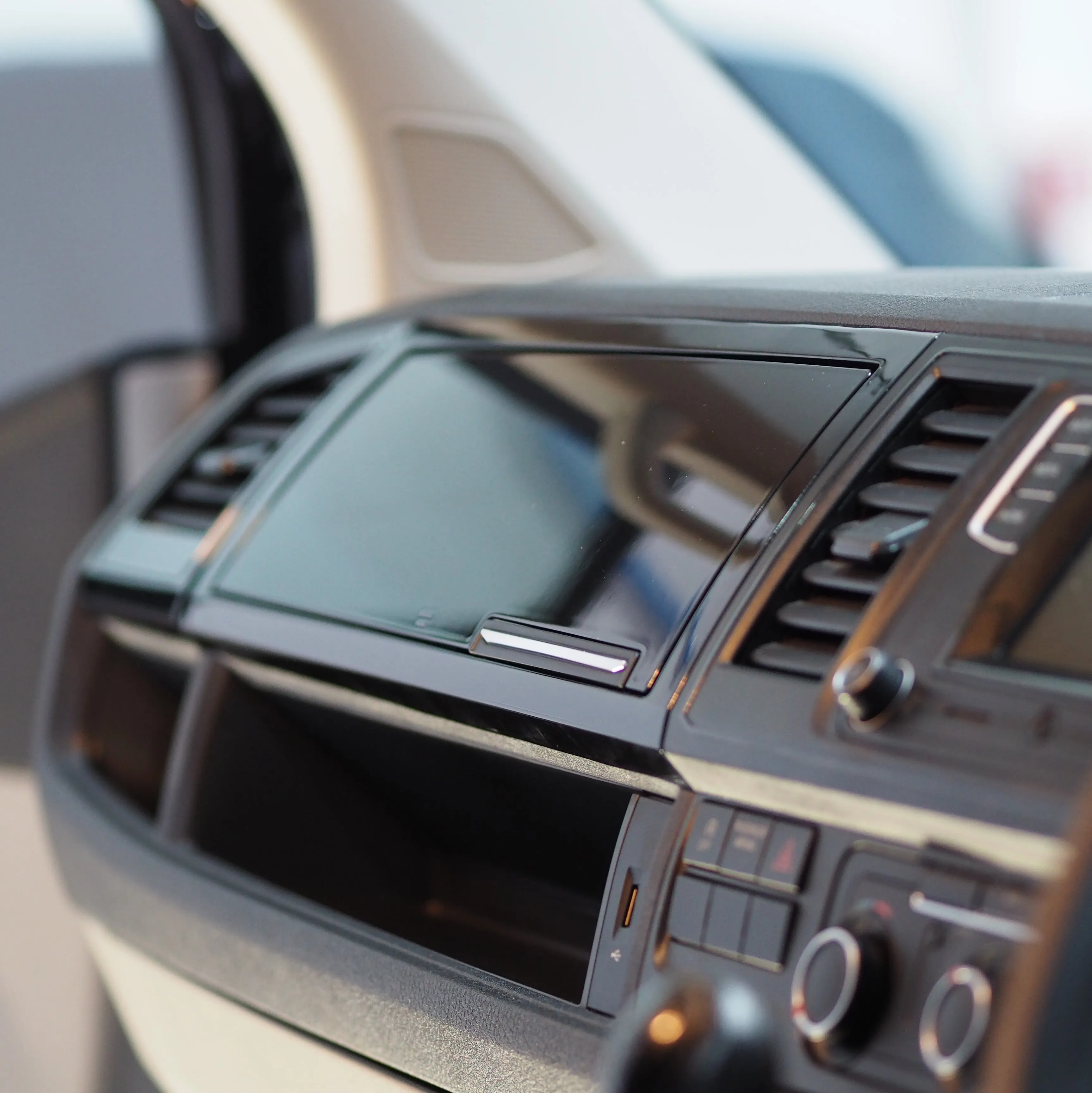 VW T6 Campervan Comfort Dash Glove Box, Piano Black Painted and Ready to Fit Ideal Gift